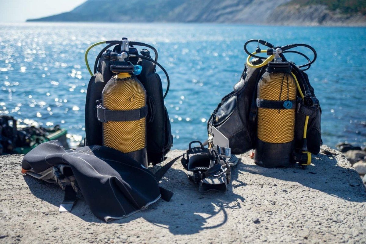 Complete Guide to Scuba Diving Gear